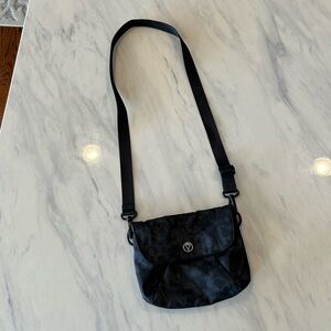 Ivivva by lululemon kids purse